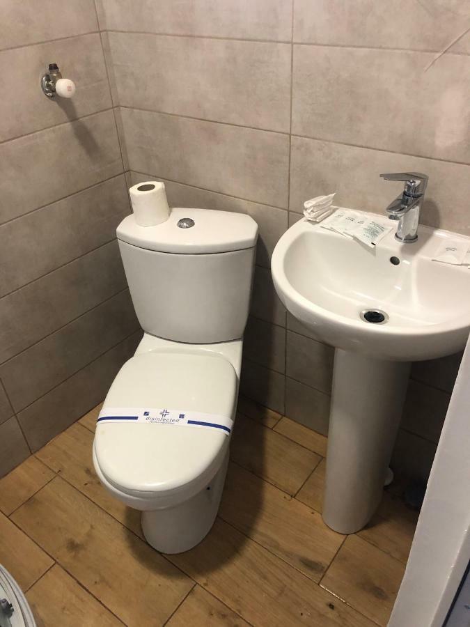 Gala Hotel Kamjanets-Podilskyi Eksteriør billede